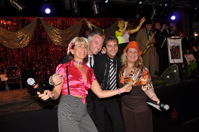 min 2008 11 08 fous swing 195